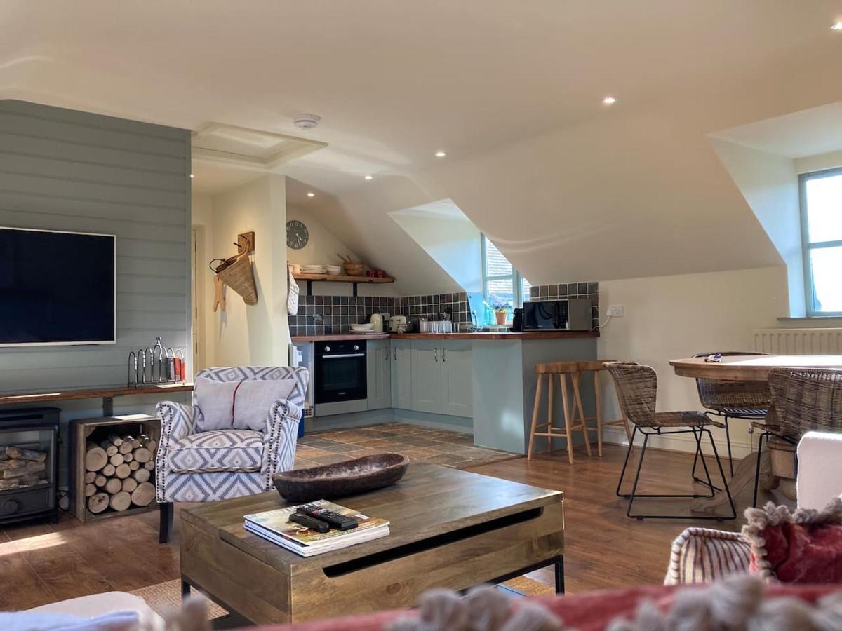 Appartamento Larkham Loft Teffont Magna Esterno foto